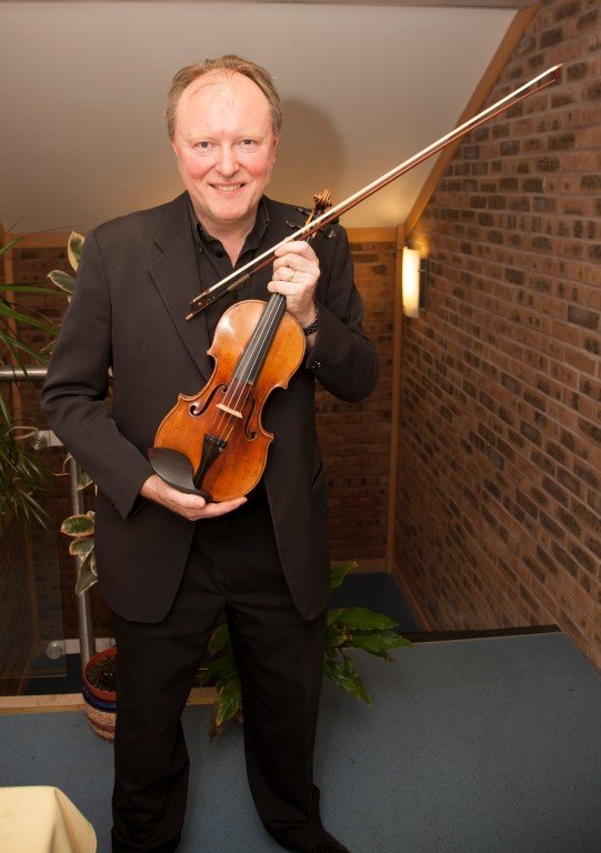 Andrew Bernardi and 1696 Stradivarius 6 12 13 047